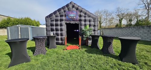 Discotheque gonflable bordeaux